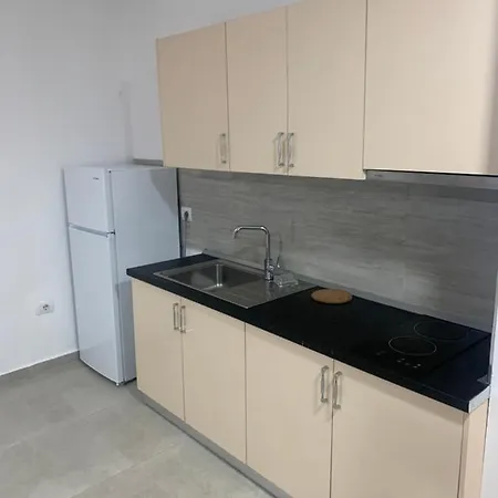 Apartmán Shengjin Apartments *
